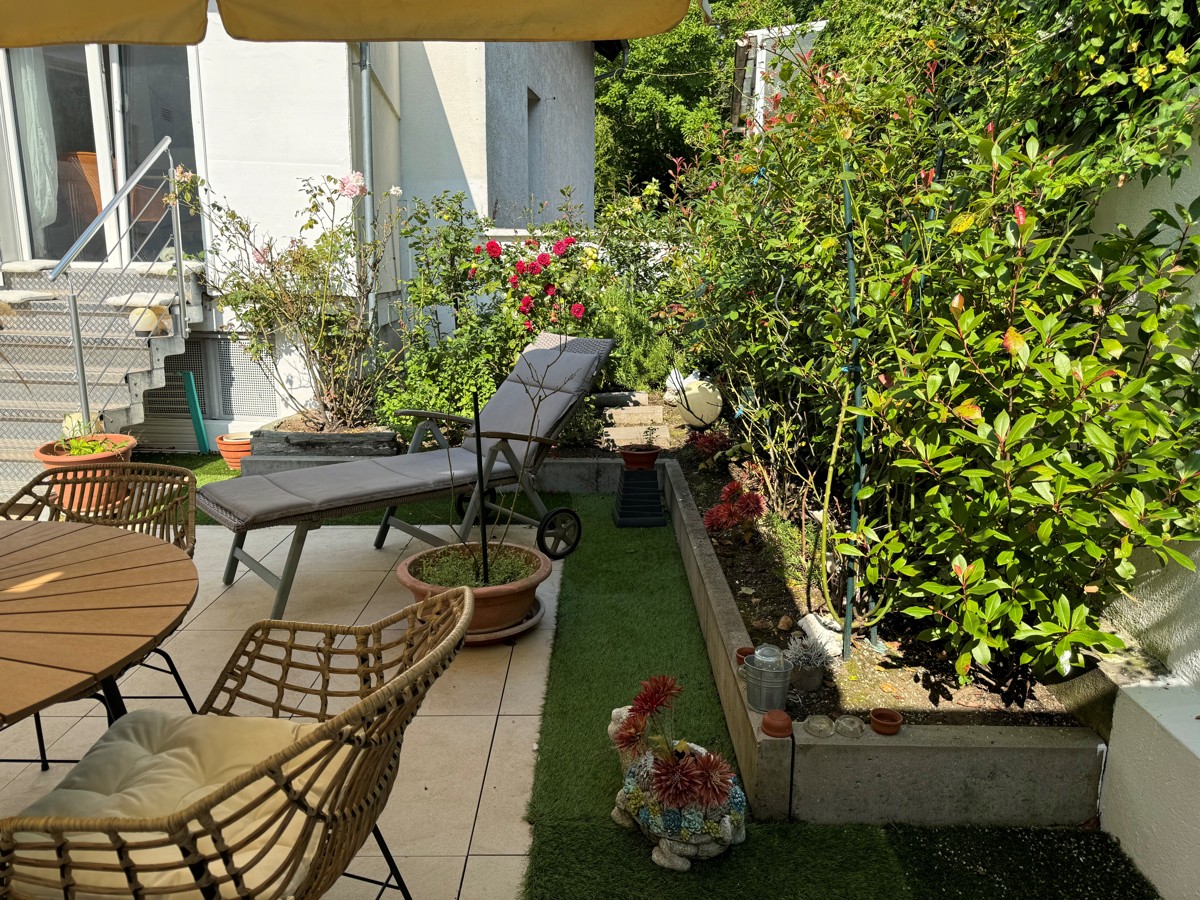 Terrasse + Garten