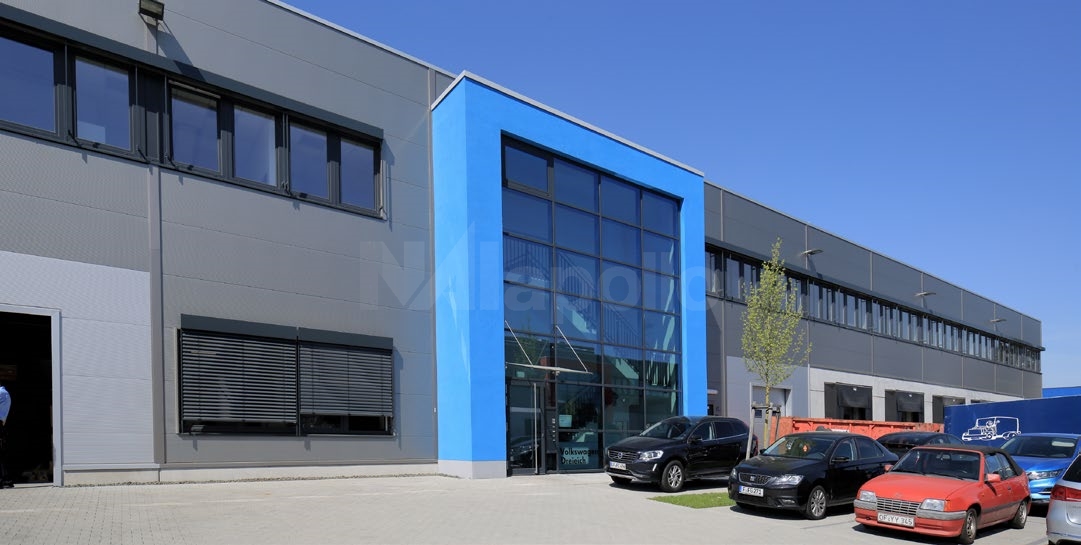 Halle 1