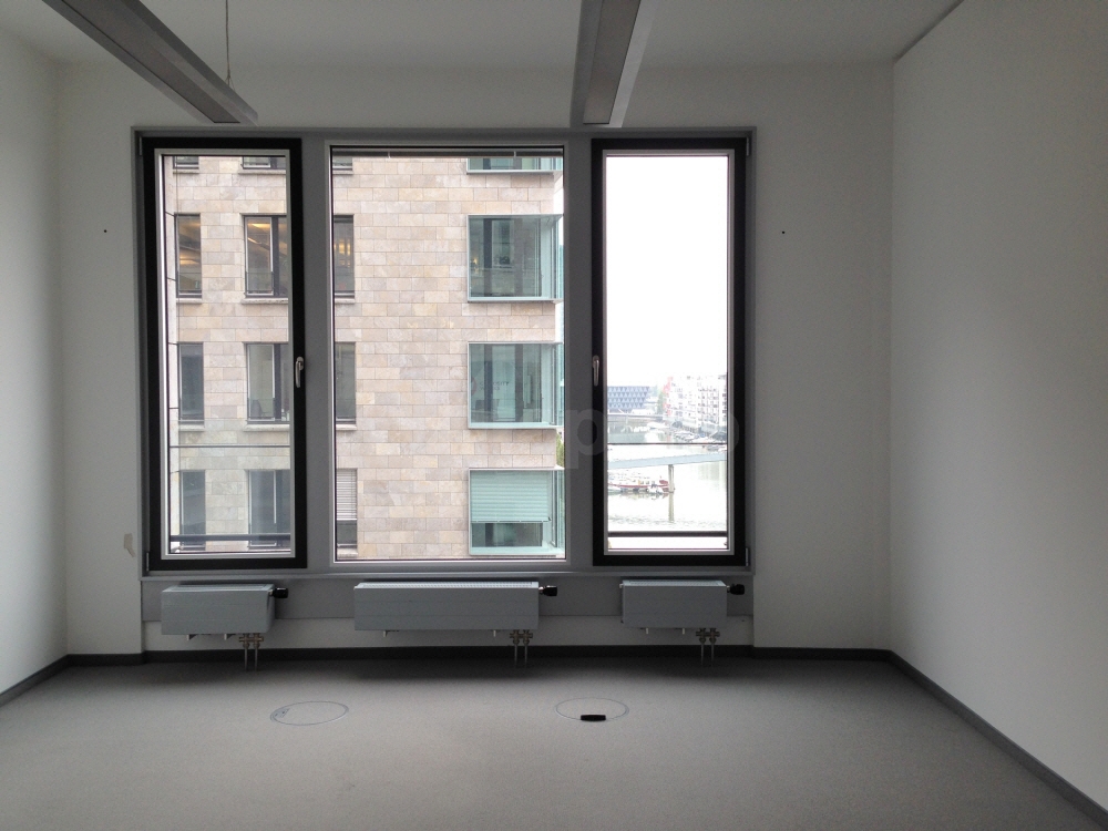 Büro 1