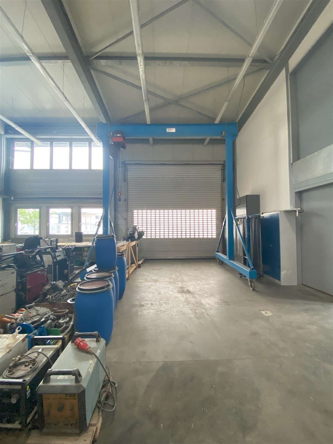 Halle_mit_Rolltor