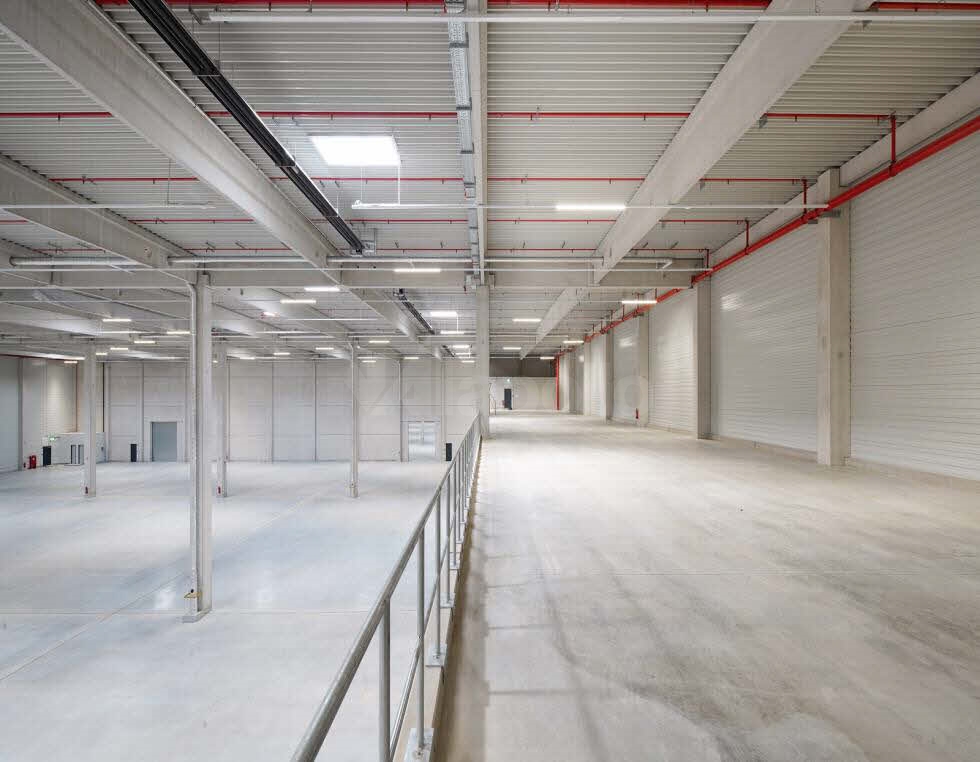 Halle innen 4